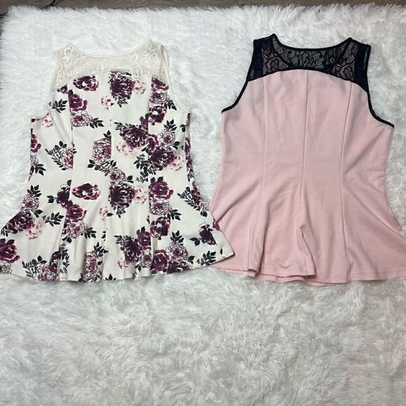 Ricki's Sleeveless Top Set of 2 Size Medium Lace Stretch Floral Pink Fitted - Picture 13 of 13